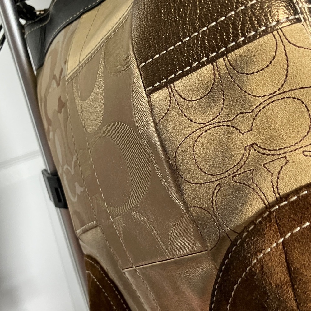 Coach Vintage F10387 Patchwork Signature Suede Leather Shoulder Handbag Gold - Picture 11 of 16